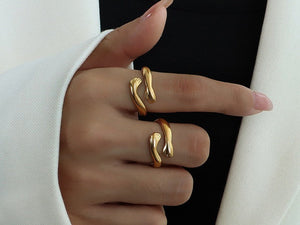 Hug Love Ring
